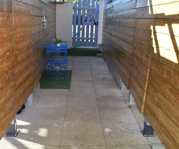 La Paix アパート *